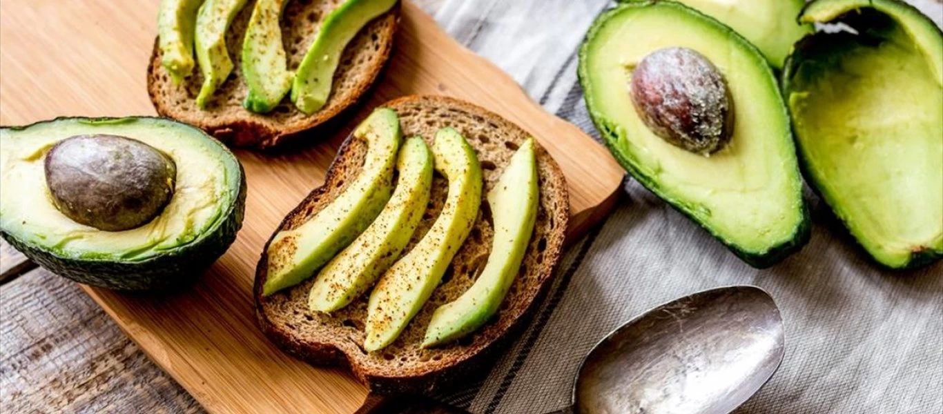 Εσείς πετάτε το κουκούτσι του αβοκάντο; - Μόλις δείτε που χρησιμεύει δεν θα το ξανακάνετε